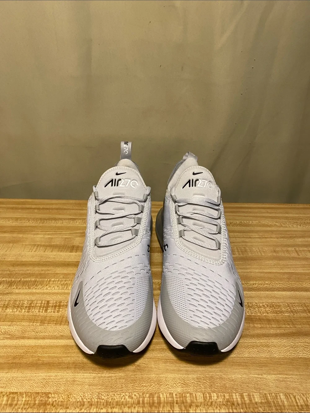 Nike Air Max 270 Pure Platinum Black AH6789-018 Women’s size 11